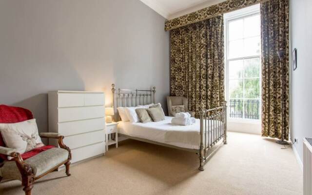 Doune Terrace Apartment: Edinburgh New Town Prime Location