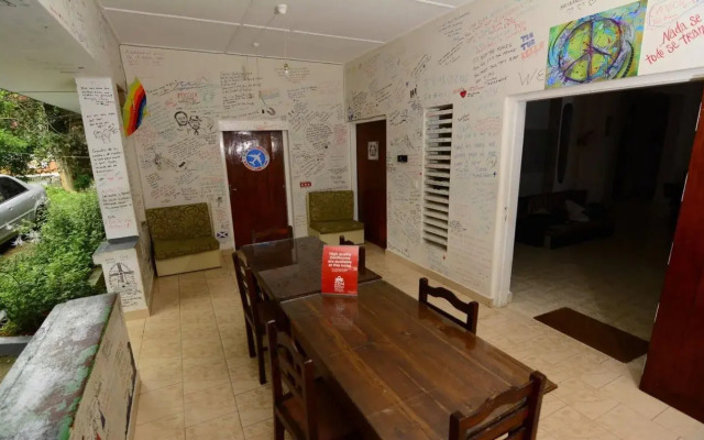 Hipsters Hideout Lounge