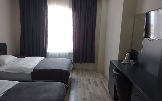Atlihan Plus Hotel