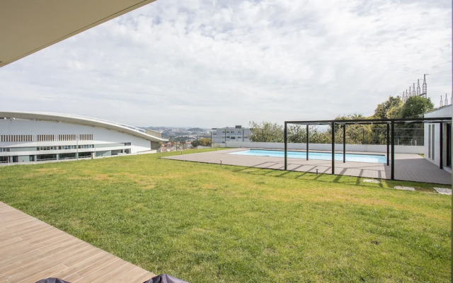 Liiiving in Porto - Dragão Pool View