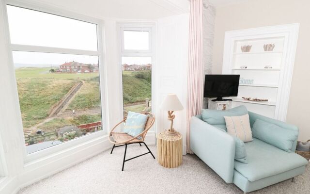 Larksbay View