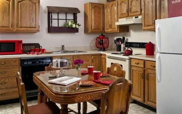 The Artist's Inn and Gallery