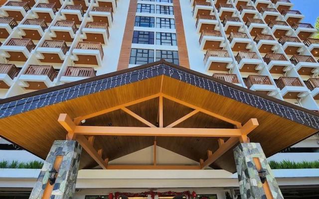 Staycation Near Burnham Park