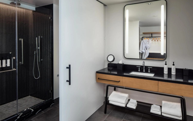 Canopy By Hilton Nashville Downtown The Gulch