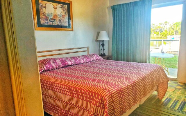 The Port Hotel & Marina