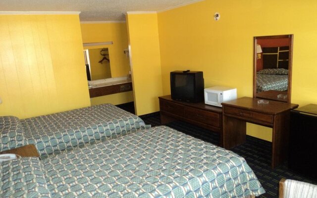 OYO Hotel Atlanta TX Hwy 59