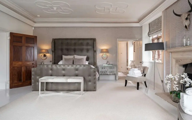 Host Stay Hillhampton House