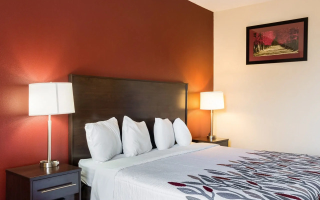 Red Roof Inn Dumas