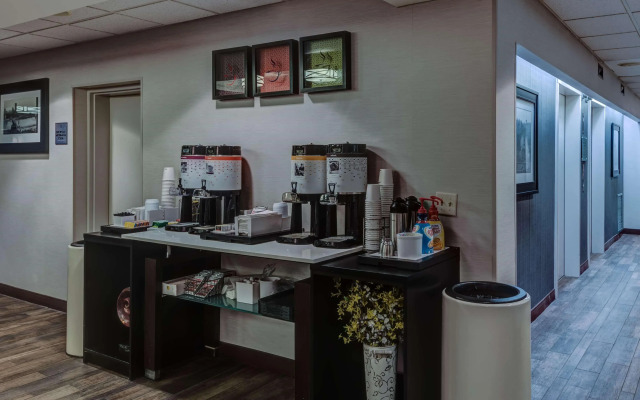 Hampton Inn Pittsburgh/Monroeville