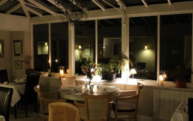 Chequers Hotel