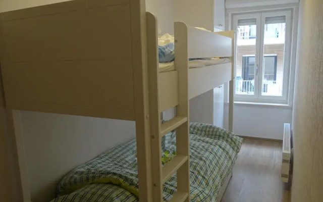 Apartment in Nieuwpoort With Terrace