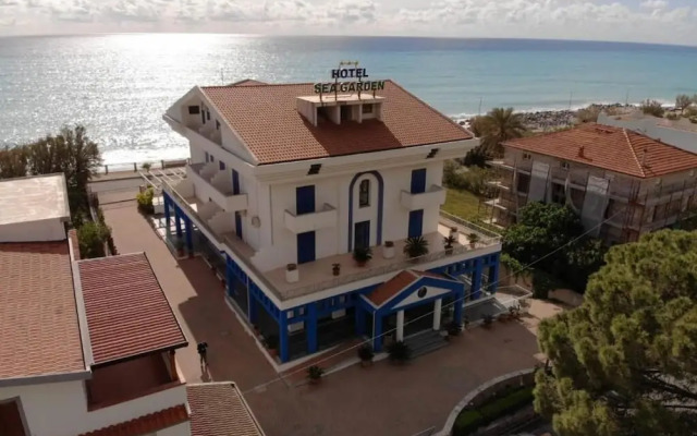 Sea Garden Hotel