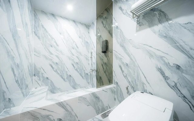 Brown Dot Hotel Pyeonghwa plaza