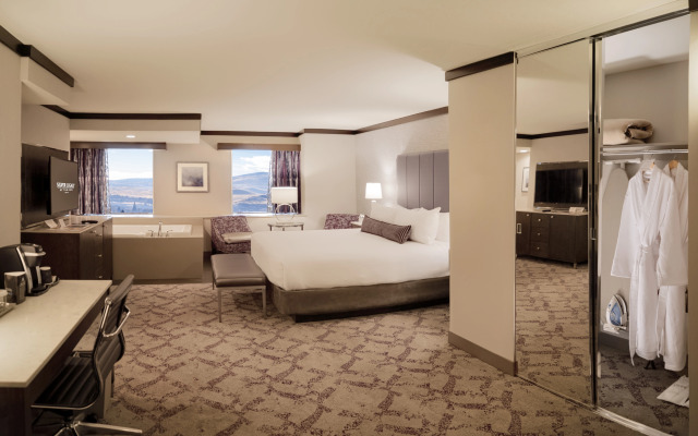 Silver Legacy Reno- A Caesars Rewards Destination