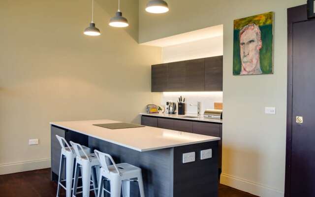 Stylish & Spacious Georgian New Town 3bed Apt