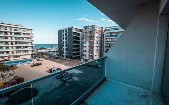 Wave 4 Residence