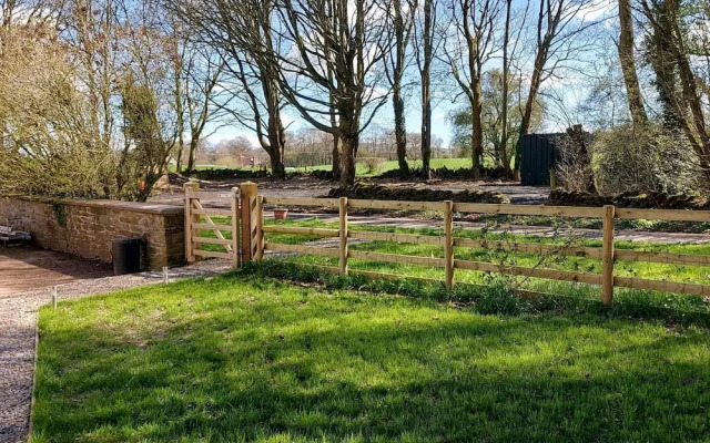 Spacious Self Catering Accommodation Near Hayonwye