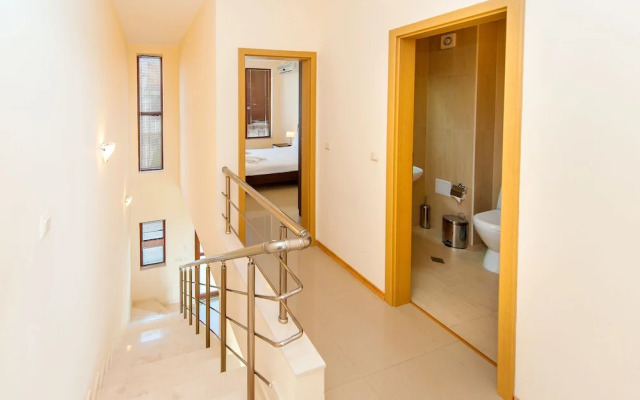Lighthouse Golf Resort Private Properties