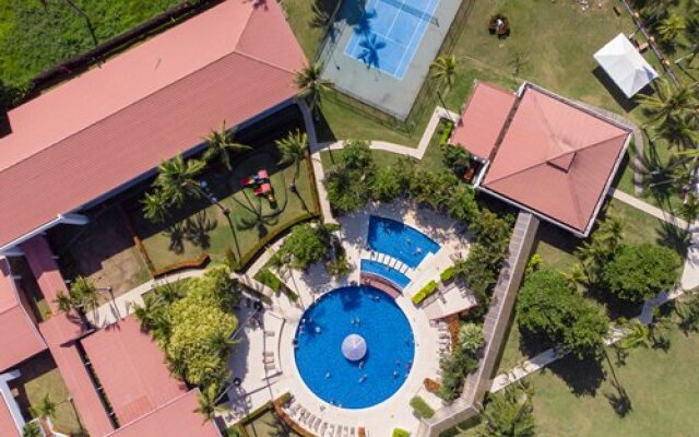 Jaco Beach Hotel & Club