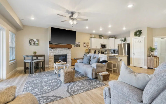 Pleasant View on Taneycomo