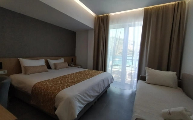 Minoa Hotel