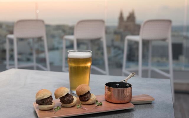 Solana Hotel & Spa