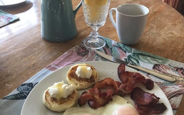 Tuscana Villa Guesthouse