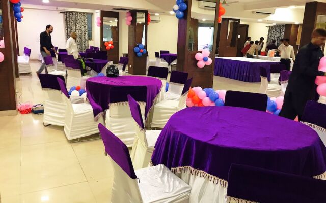The Metro Star Hotel, Jasol