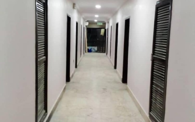 Dees Hotels Apartment & Suites
