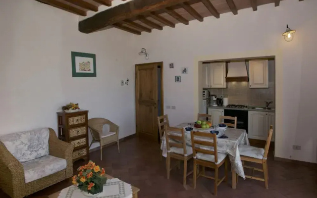 Tuscan Hilltop Farm Stay