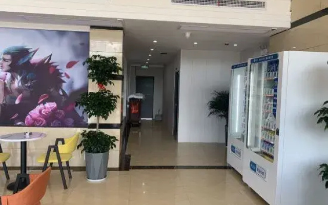 Zeyue Electric Sports Hotel (Wangyang Branch)