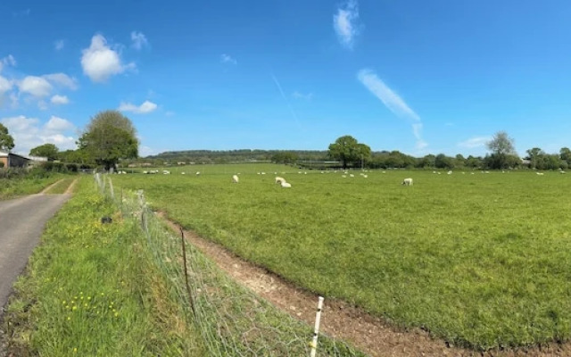 2 Bed Chalet on Working Farm