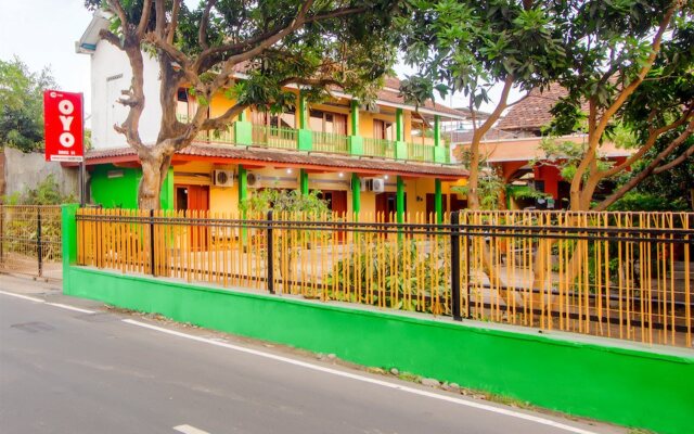 Super OYO 1788 House 24