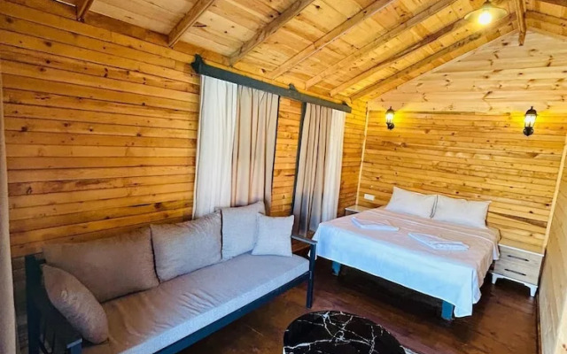 Pine Village Boheme Bungalow