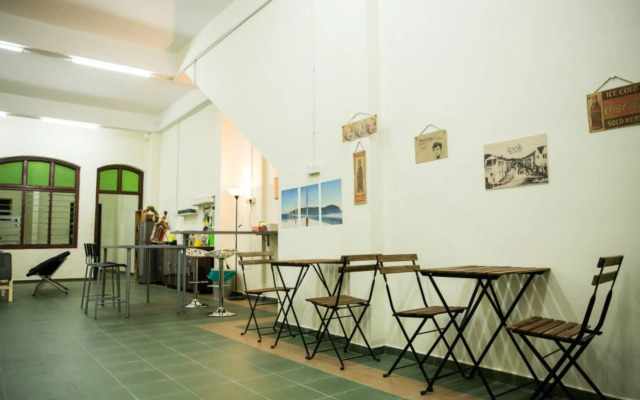 Vloft Backpackers Hostel by ZUZU