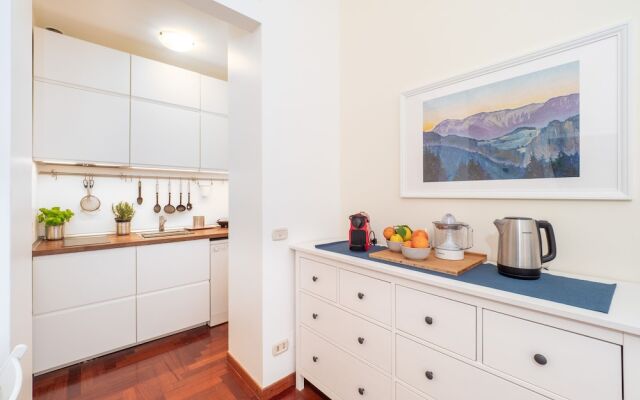 Menotti Apartment