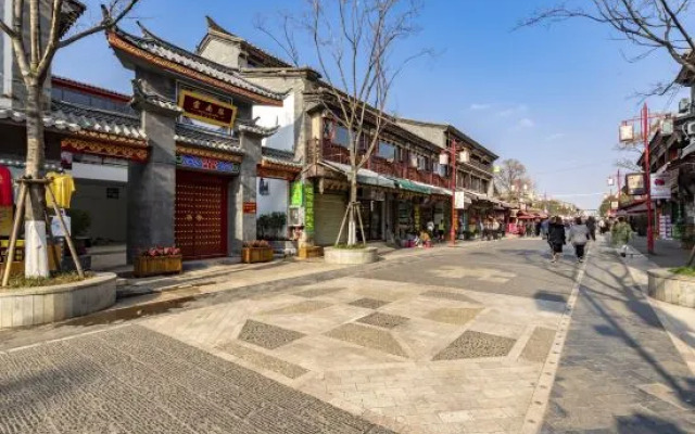 Yunnan Zhu Boutique Homestay