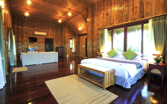 Reewa Waree Resort