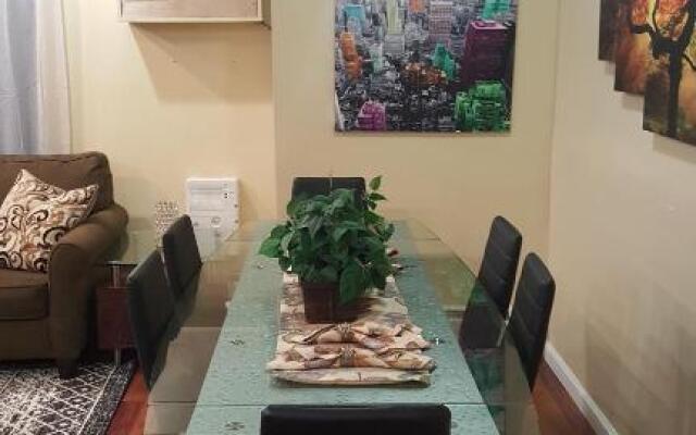 Private Garden Apartment