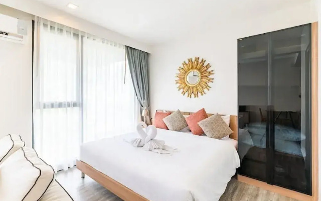 The Deck Condo Patong By Vip