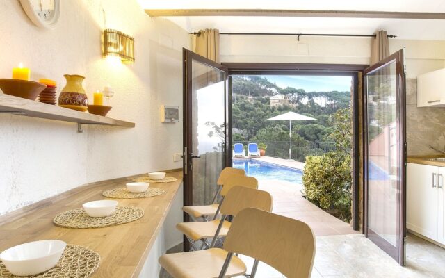 Serene Villa in Lloret de Mar with Private Swimming Pool