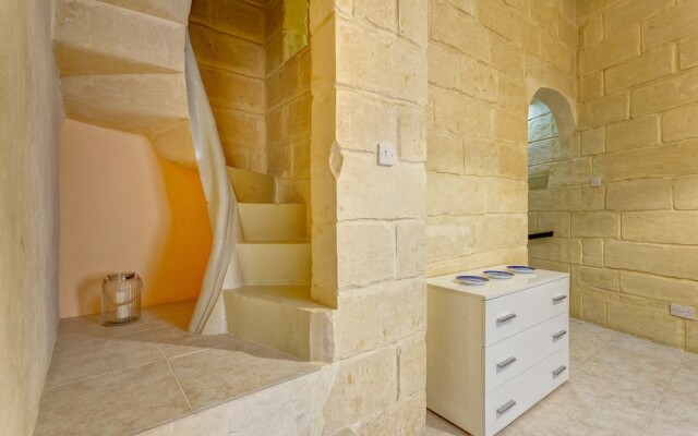 Traditional Maltese Townhouse Roof Terrace and Views