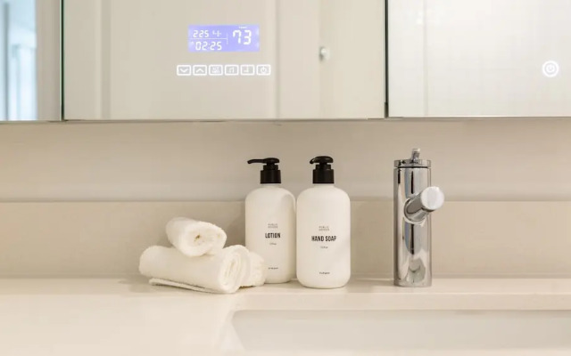 WhyHotel by Placemakr, National Mall