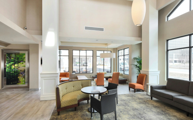 Hilton Garden Inn Reagan National Airport