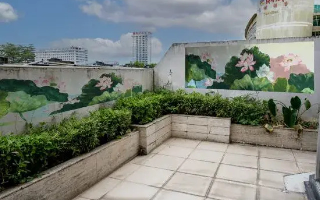 City Encounter Boutique Art Hotel