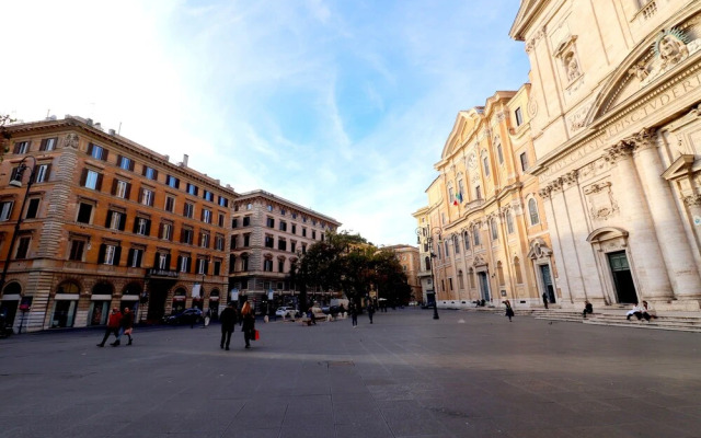 Piazza Navona Apartments