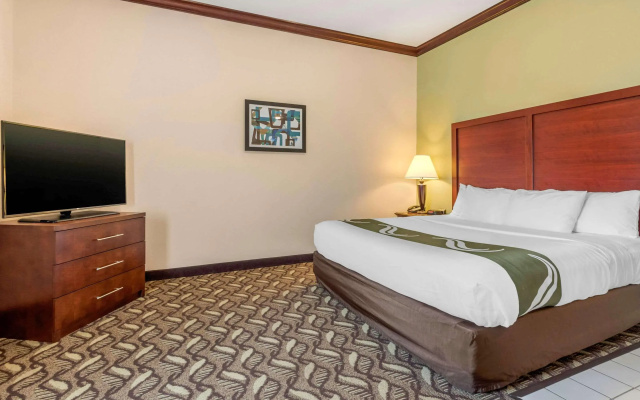 Quality Inn & Suites Zanesville City Center