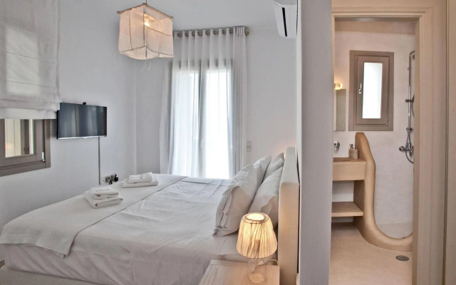 White Tinos Luxury Suites