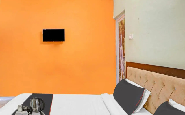 Collection O 70152 Hotel Dev Palace