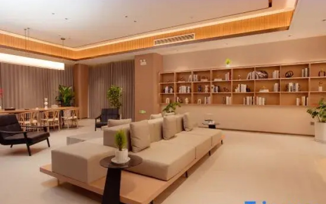 YangXi Hotel